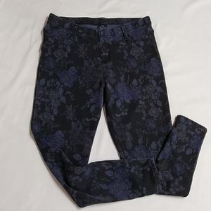 Slim leg stretch jeans or jeggings